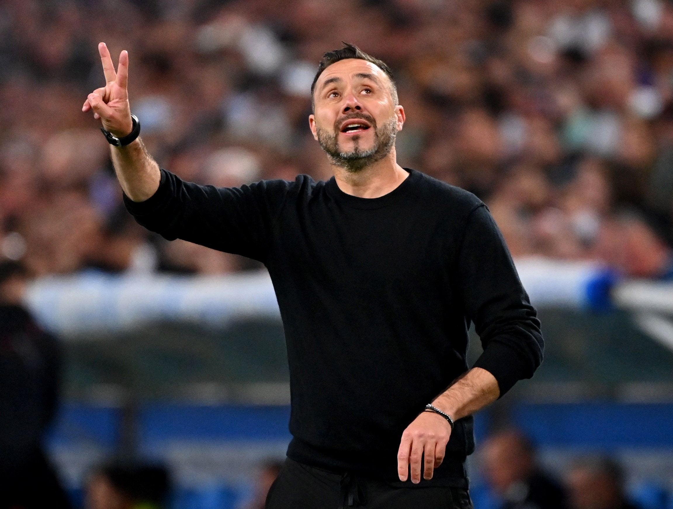 AG体育官方入口-热刺名宿：不太理解给德泽尔比五年合同，他首先要收敛一下脾气